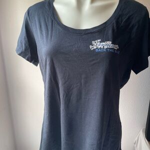 JeepBeach Back the Blue Women's navy scoop neck Tee. NWOT.